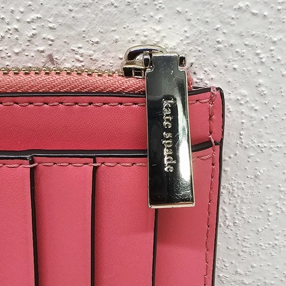 Kate Spade Picnic In The Park Large Slim Strawberry Pink Cardholder - Picture 5 of 10